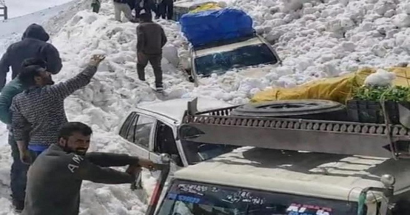 ভারতের শ্রীনগর-লেহ মহাসড়কে ভয়াবহ তুষারধস, নিহত ৭