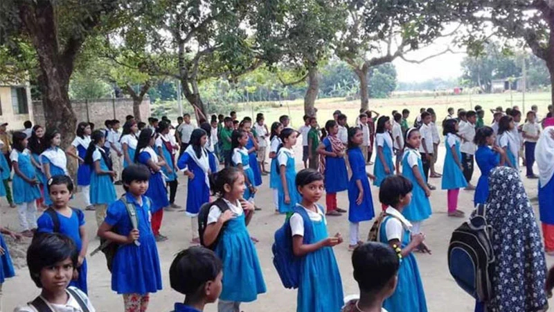 দীর্ঘ ছুটি শেষে শিক্ষাপ্রতিষ্ঠান খুলছে আজ