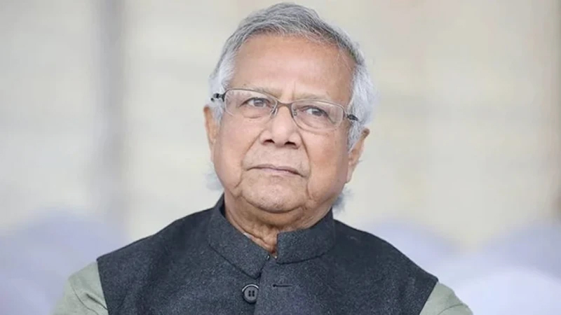 ড. ইউনূসের দেশত্যাগে নিষেধাজ্ঞা চেয়ে লিগ্যাল নোটিশ