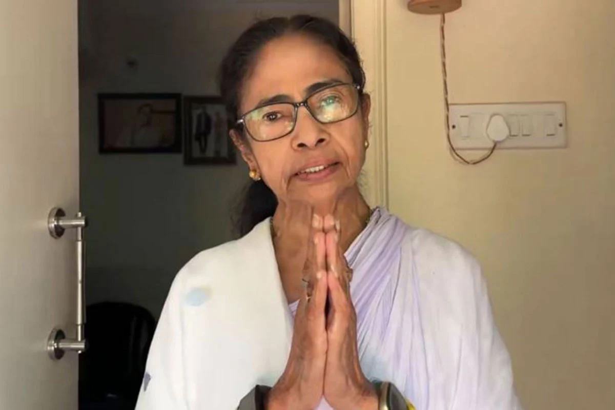পশ্চিমবঙ্গ নির্বাচনে তৃণমূলের ভরাডুবি, পরাজয়ের পথে মুখ্যমন্ত্রী মমতাও