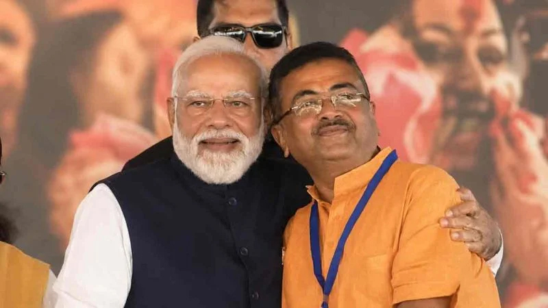 পশ্চিমবঙ্গের মুখ্যমন্ত্রী হিসেবে শপথ নিলেন শুভেন্দু