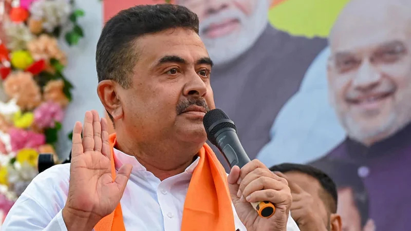 প্রত্যর্পণের সময় চলে এসেছে: ‘অনুপ্রবেশকারীদের’ উদ্দেশ্যে শুভেন্দু