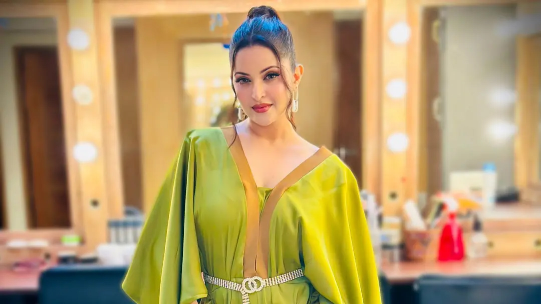 মাকে নিয়ে আবেগঘন পোস্ট পরীমণির