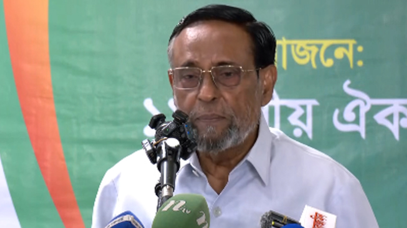 প্রধানমন্ত্রীকে ঢাকার বাইরে রাত্রিযাপন না করতে কর্নেল অলির পরামর্শ