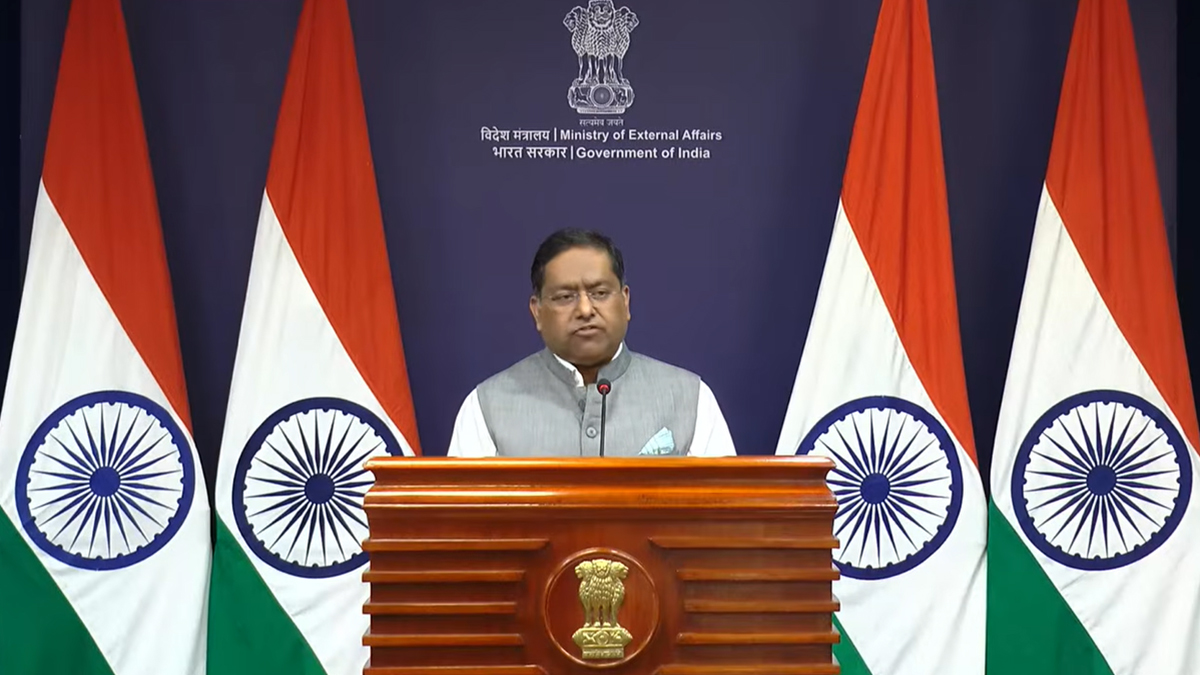 শেখ হাসিনাকে প্রত্যর্পণের অনুরোধ পর্যালোচনা করা হচ্ছে: ভারত