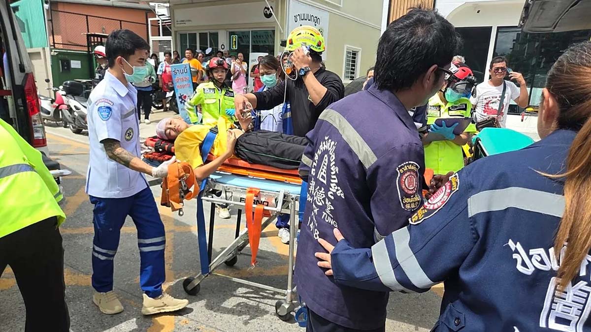 থাইল্যান্ডে দাদা-দাদিকে হত্যার পর স্কুলে বন্দুকহামলা কিশোরের, নিহত ৮